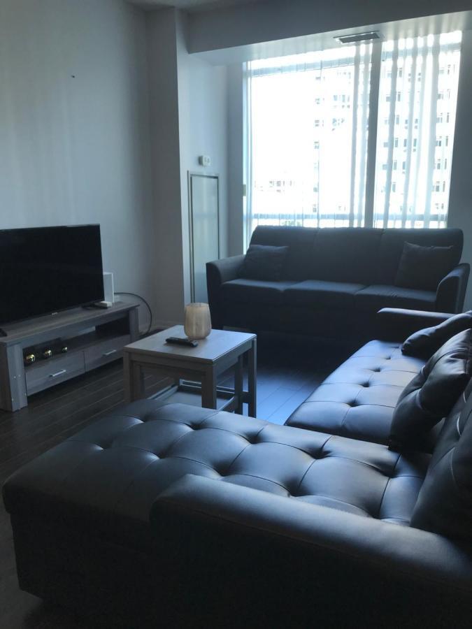 Executive 1 Bedroom Condo Sleeps 2 Торонто Екстер'єр фото